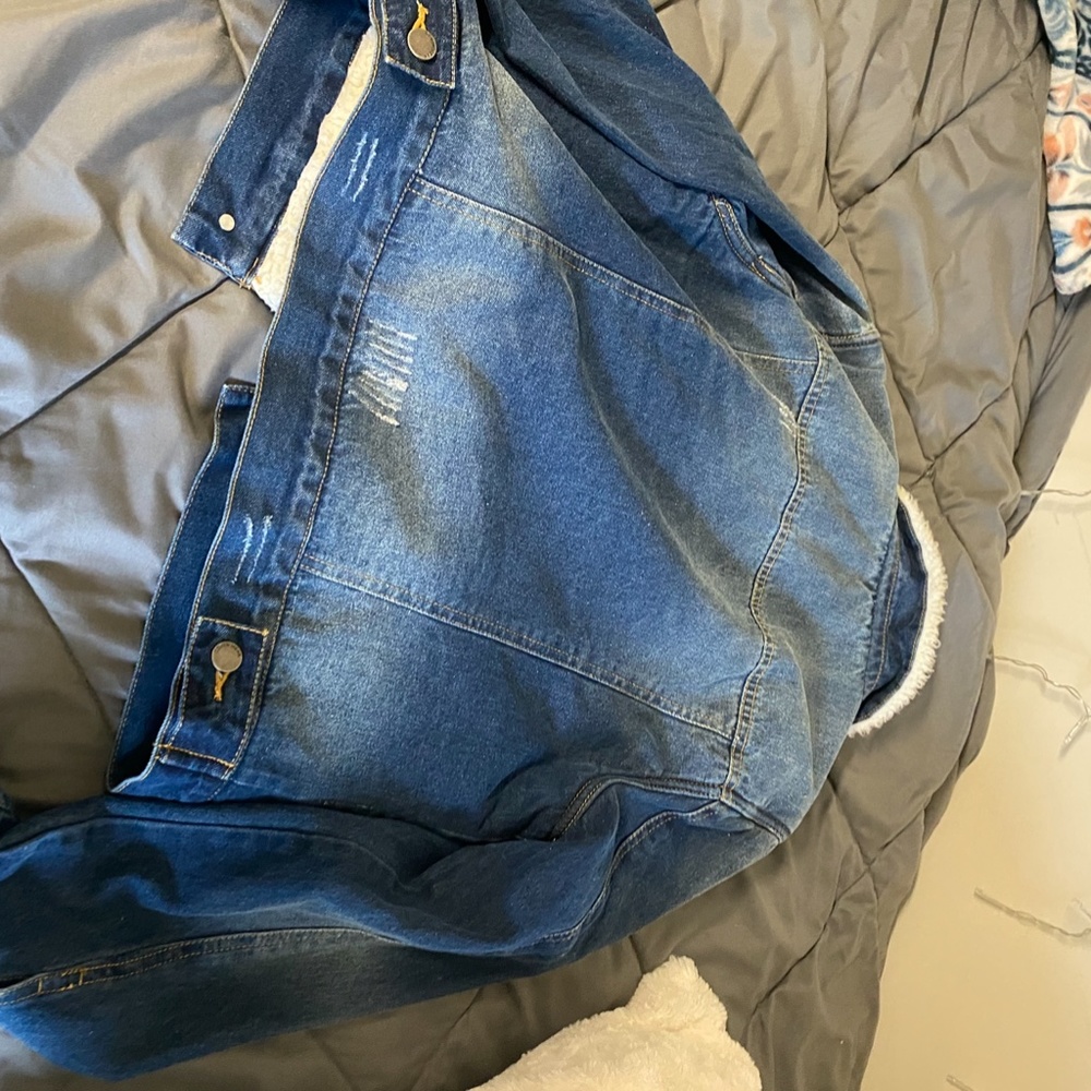 jean jacket - Picture 2 of 2